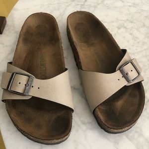 Birkenstock Madrid Vegan “Pull Up Stone” 36 / 5.5